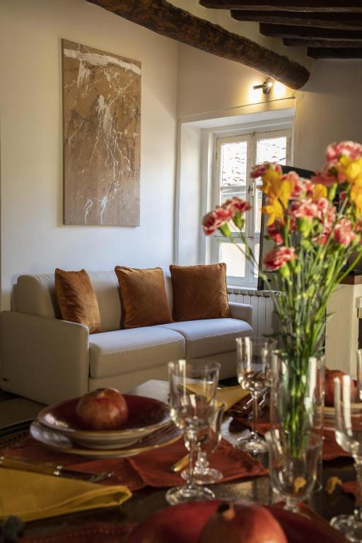 La Mansardina Beccheria Central Apartment 1 double bedroom, 1 sofa bed – Lucca